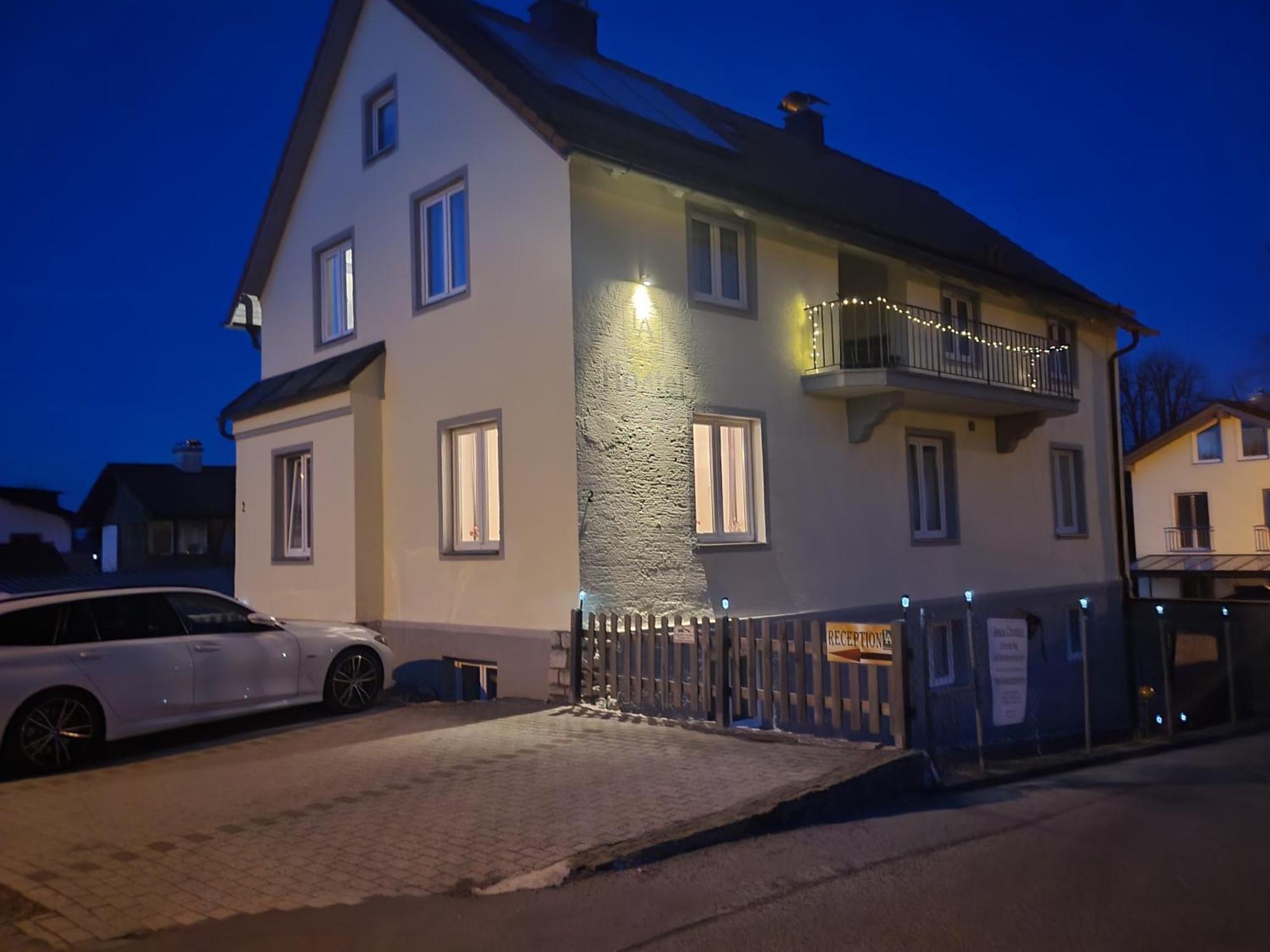 House La Neuschwanstein Blick - Budget City Hotel Füssen Exterior foto